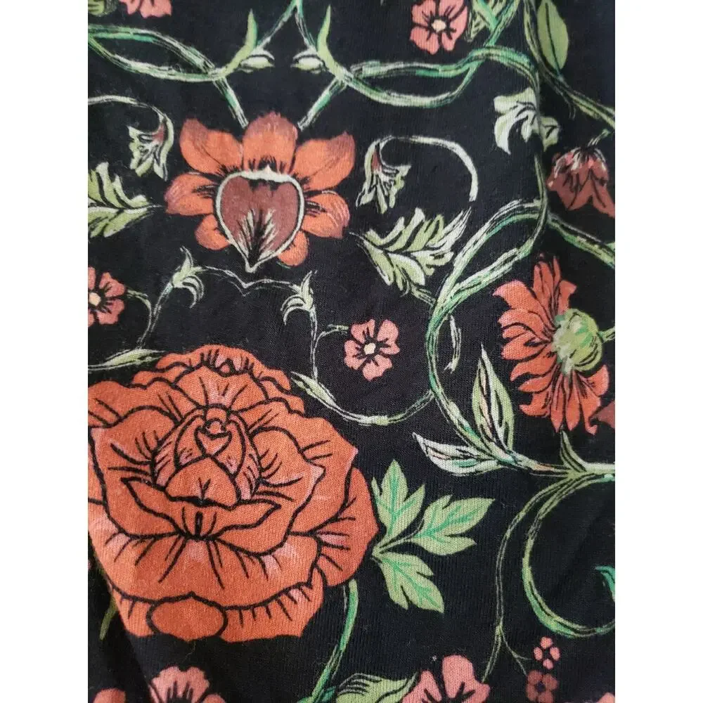 Free People Make It Easy Top in Dark Knight Floral Dark Knight Sz XS Flaw (V5